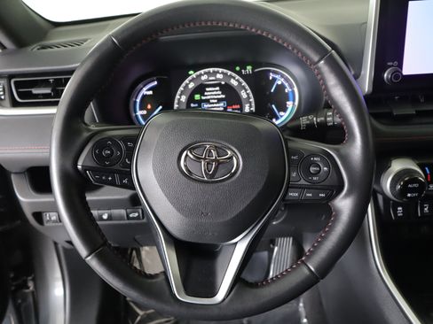 Used 2023 Toyota RAV4 SE w/ Weather & Moonroof Package image 14