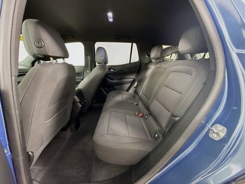 Used 2025 Chevrolet Equinox LT w/ Safety and Technology Package image 24