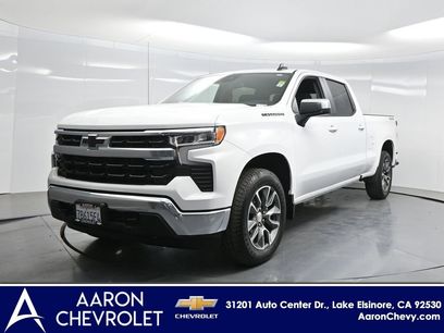 New 2025 Chevrolet Silverado 1500 LT w/ LPO, Dark Essentials Package