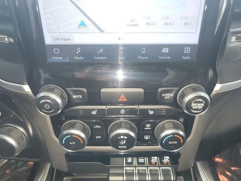 Used 2022 RAM 1500 Big Horn image 23