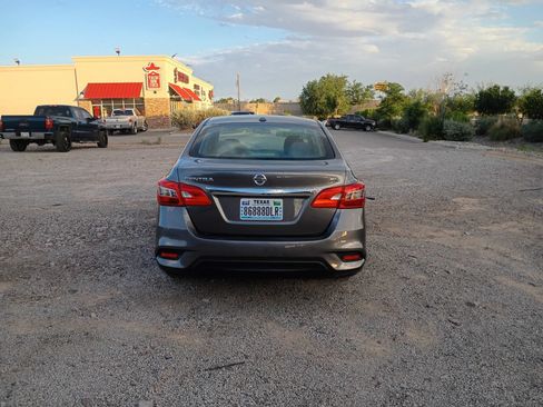 Used 2019 Nissan Sentra SV FWD image 4