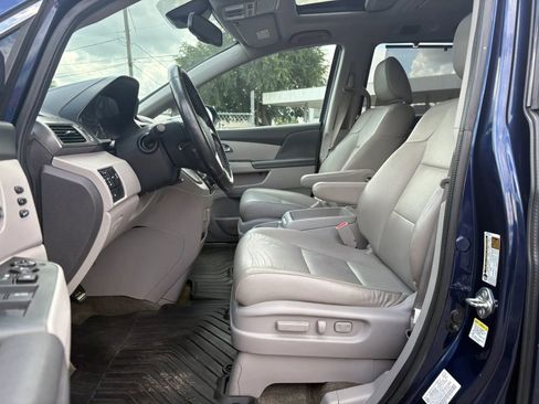 Used 2015 Honda Odyssey Touring Elite image 14