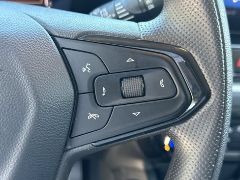 Used 2025 Chevrolet TrailBlazer LT FWD image 25