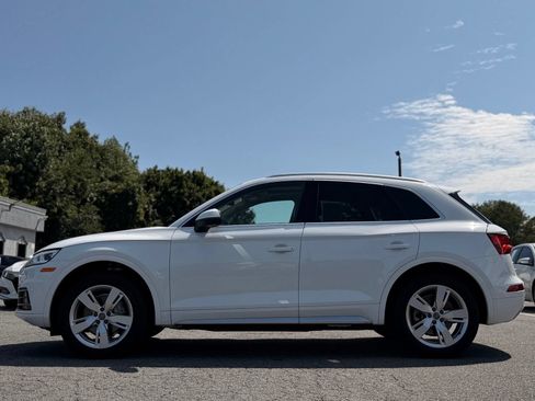 Used 2018 Audi Q5 Prestige AWD/4WD image 2