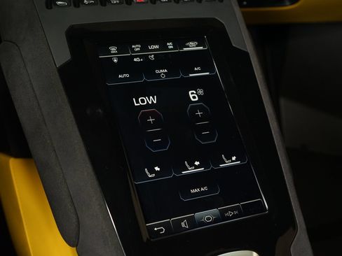 Used 2023 Lamborghini Huracan Tecnica RWD image 19