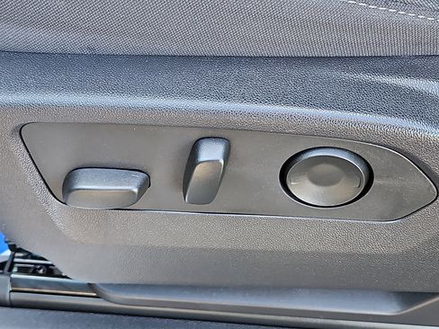 Certified 2024 Chevrolet Silverado 1500 LT image 25