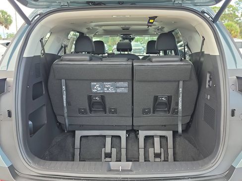 New 2027 Kia Carnival SX Prestige FWD image 9