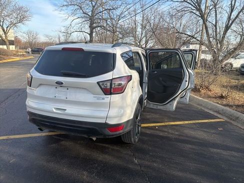 Used 2017 Ford Escape Titanium image 7