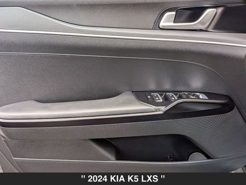 Used 2024 Kia K5 LXS image 11