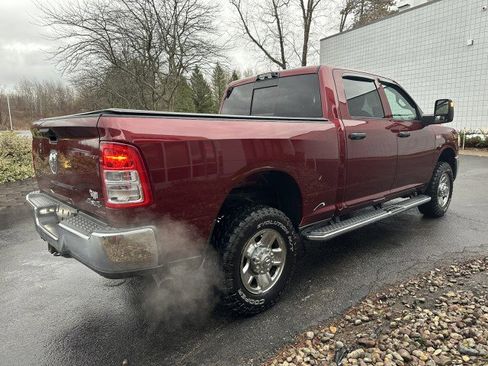 Used 2024 RAM 2500 Tradesman w/ Chrome Appearance Group image 7