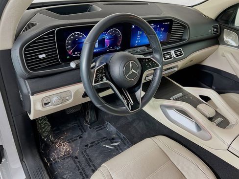 Used 2024 Mercedes-Benz GLE 580 4MATIC image 9