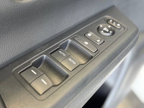 Used 2024 Honda CR-V EX image 19