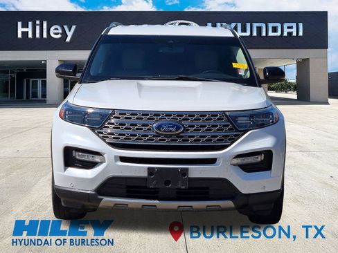 Used 2021 Ford Explorer Limited w/ Equipment Group 301A AWD/4WD image 7