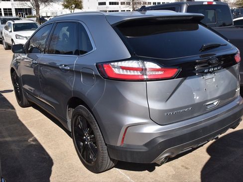 Used 2022 Ford Edge Titanium image 6