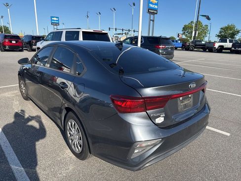 Used 2019 Kia Forte Sedan FWD image 3