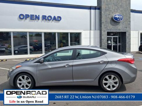 Used 2012 Hyundai Elantra Limited w/ Technology Pkg 5 FWD image 7