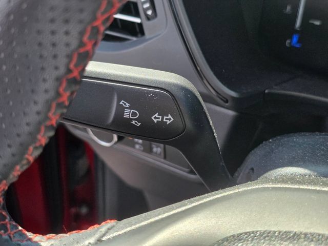 Used 2025 Ford Escape ST-Line w/ Equipment Group 301A FWD image 35