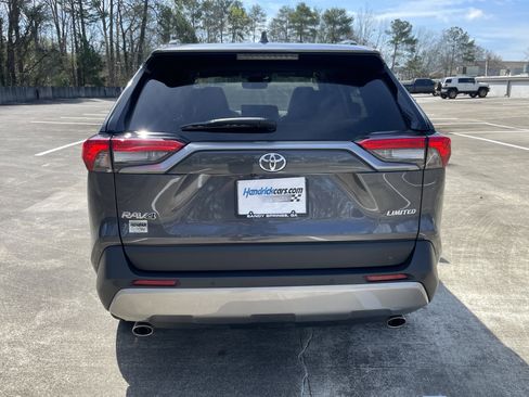 Used 2023 Toyota RAV4 Limited image 9