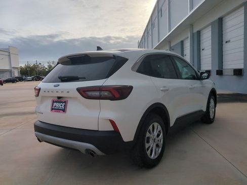 Used 2023 Ford Escape Active image 5