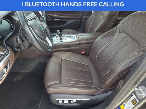 Used 2017 BMW 740i image 13