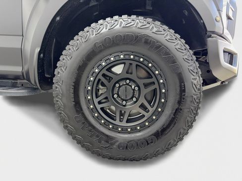 Used 2018 Ford F150 Raptor w/ Equipment Group 802A Luxury AWD/4WD image 52