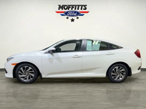 Used 2016 Honda Civic EX image 2