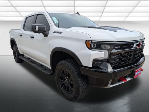Certified 2025 Chevrolet Silverado 1500 ZR2 w/ Technology Package AWD/4WD image 1