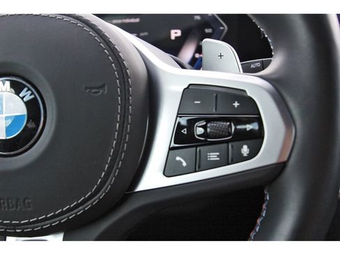 Used 2025 BMW X5 M60i AWD/4WD image 16