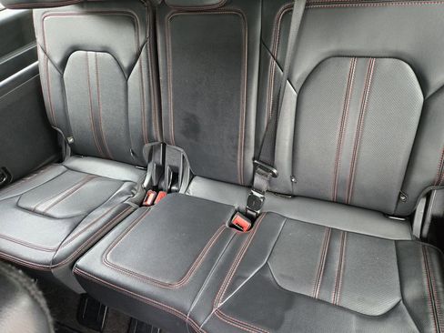 Used 2022 Ford Expedition Max Limited AWD/4WD image 31
