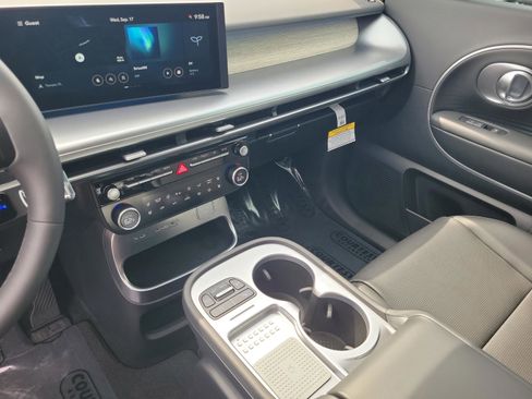 New 2026 Hyundai Ioniq 9 SEL image 35