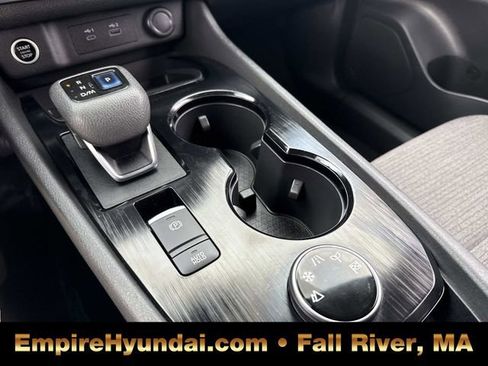 Used 2021 Nissan Rogue S image 23