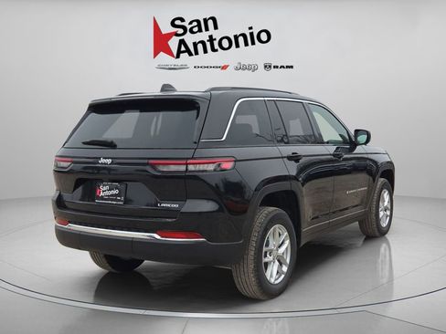 New 2025 Jeep Grand Cherokee Laredo X image 8