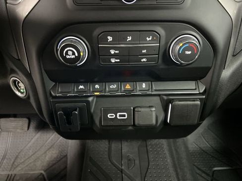 Certified 2026 Chevrolet Silverado 1500 Custom image 17