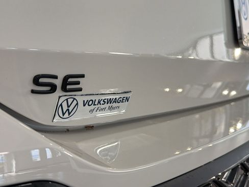 New 2026 Volkswagen Tiguan SE R-Line FWD image 35