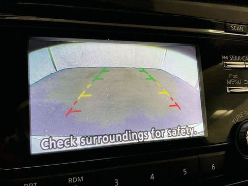 Used 2017 Nissan Rogue SV image 20