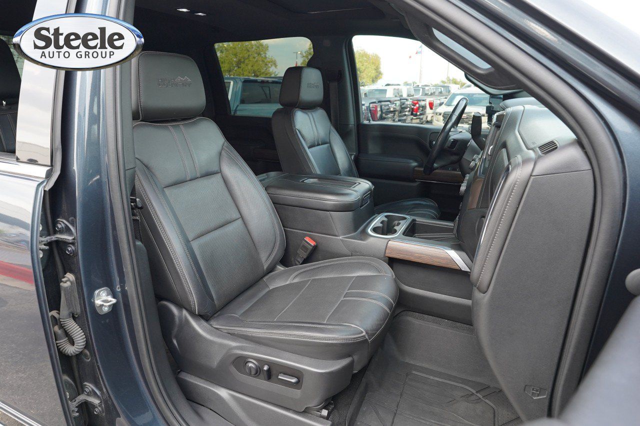 Used 2020 Chevrolet Silverado 3500 High Country w/ Technology Package AWD/4WD image 25
