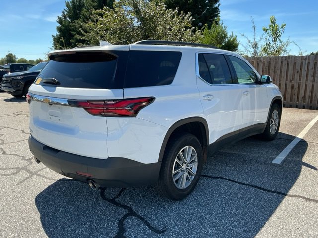 Used 2023 Chevrolet Traverse LT FWD image 10