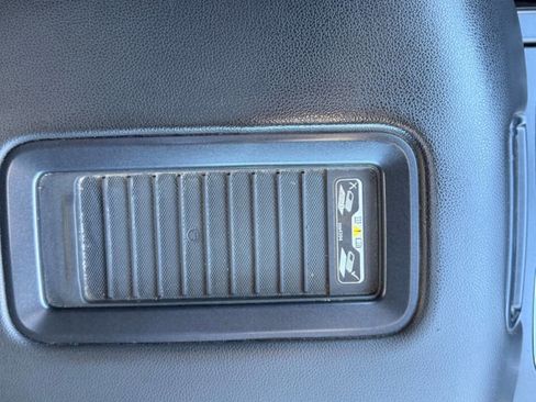 Used 2016 Chevrolet Silverado 2500 LTZ image 30