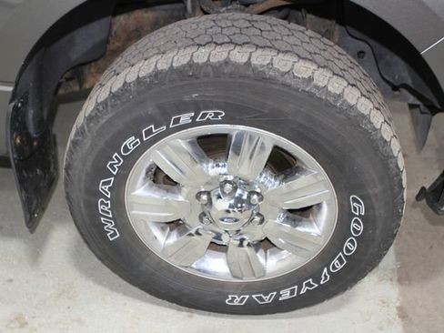 Used 2010 Ford F150 XLT image 6