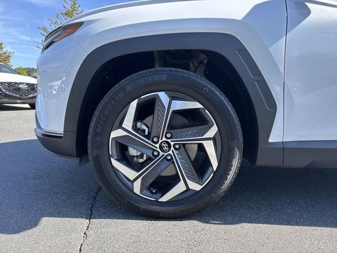 Certified 2024 Hyundai Tucson Limited image 11
