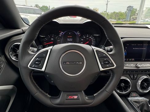 Used 2019 Chevrolet Camaro SS w/ LPO, Ground Effects Package image 20