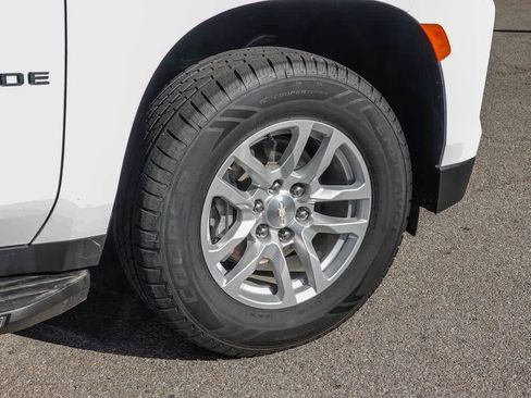 Used 2022 Chevrolet Tahoe LT w/ Luxury Package image 9