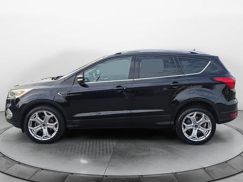 Used 2019 Ford Escape Titanium AWD/4WD image 2