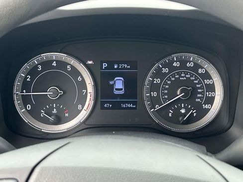 Certified 2022 Hyundai Venue SE image 22