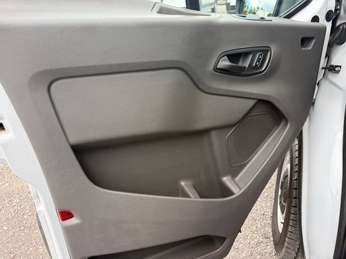 Used 2024 Ford Transit 250 148 Medium Roof RWD image 28