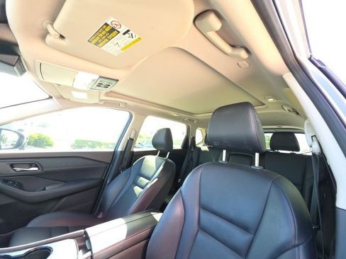 Used 2023 Nissan Rogue SL FWD image 14