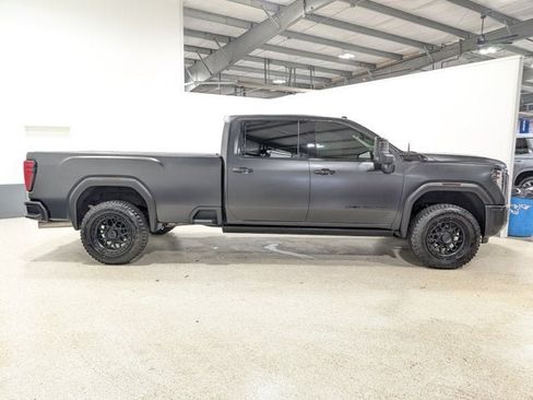 Used 2024 GMC Sierra 2500 Denali Ultimate w/ Max Trailering Package AWD/4WD image 2