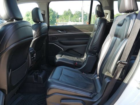 Used 2021 Jeep Grand Cherokee L Limited AWD/4WD image 20
