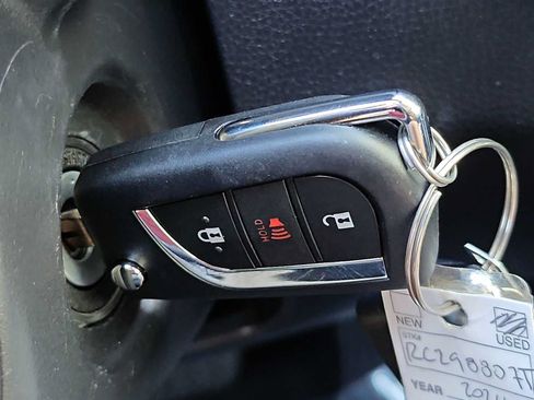 Used 2024 Toyota RAV4 LE FWD image 24