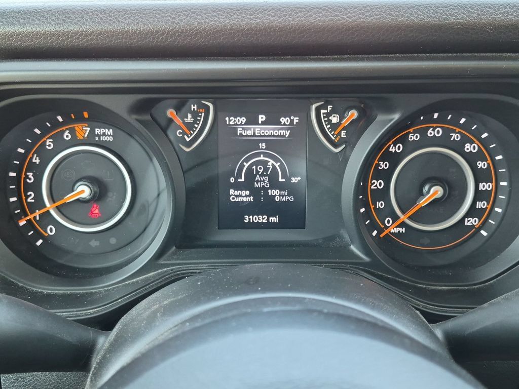 Used 2025 Jeep Gladiator Sport AWD/4WD image 11